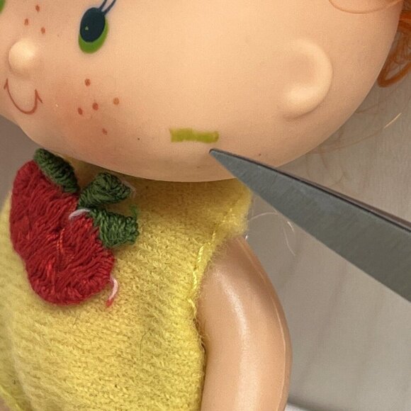 Vintage 1979 Strawberry Shortcake Apple Dumpling Doll- 4" doll only - Picture 3 of 12